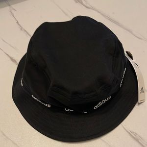 Adidas bucket hat